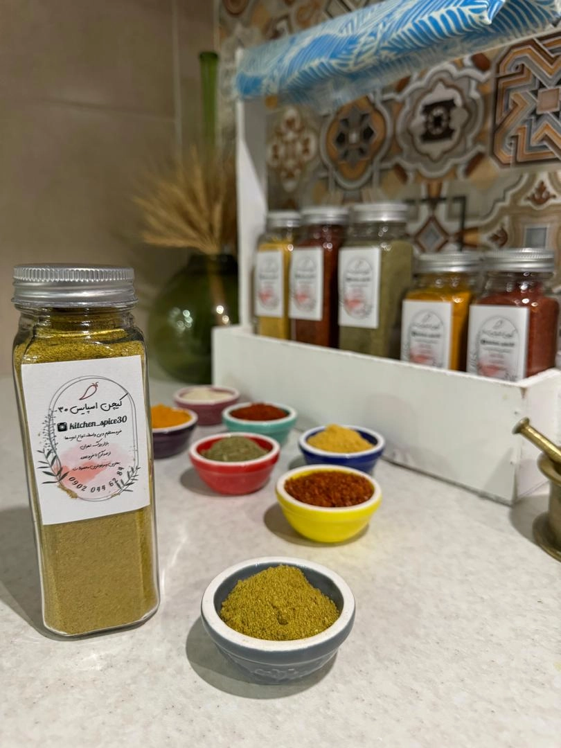 ادویه کاری شیشه ۱۰۰ گرمی